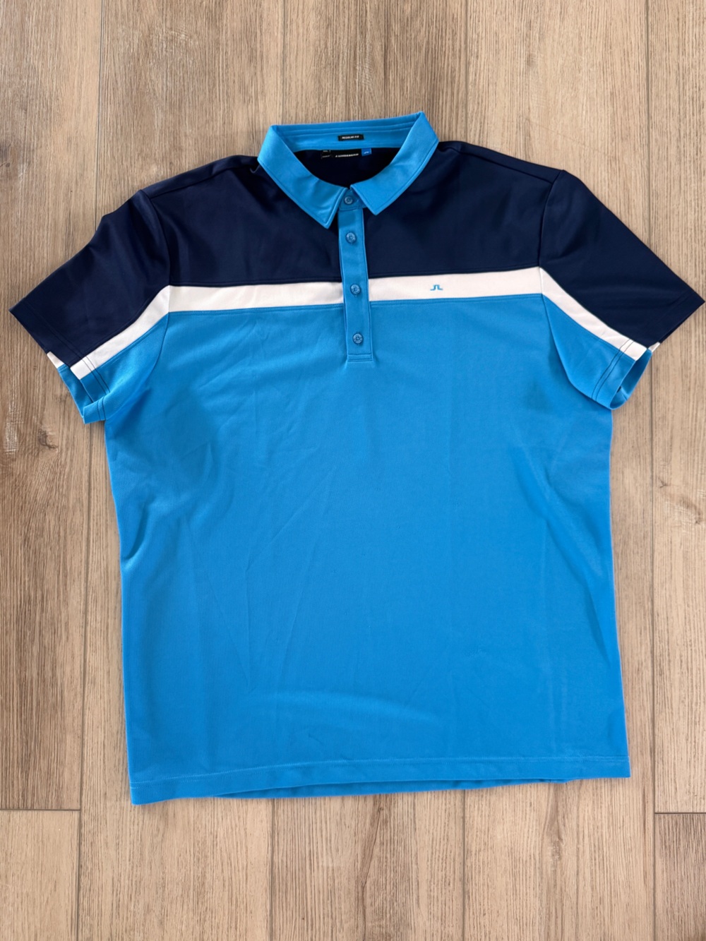 J.Lindeberg Men's Colorblock Polo in Navy and Light Blue - Picture 2 of 5